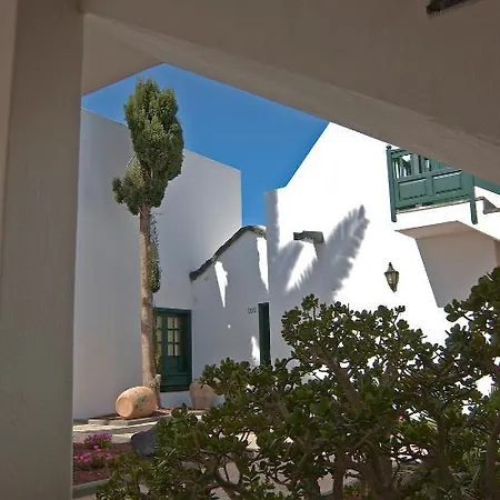 アパートホテル Pueblos 2*