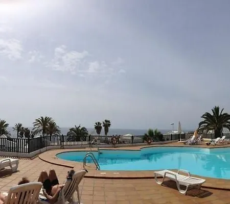 מלון דירות Pueblos 2*